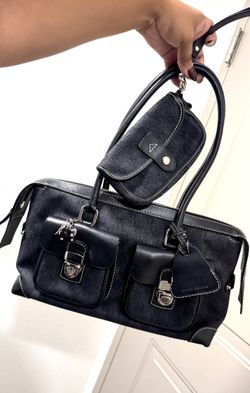 Dooney & Bourke