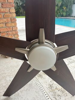 Modern 5-Blade Ceiling Fan with Light . Brushed Nickel
