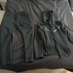 Nike Sportswear Tech Fleece Windrunner Full Zip Hoodie & Jogger Set Size Medium
