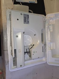 Brother CE1100PRW Project Runway Computerized Sewing Machine w/ Pedal Box