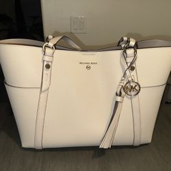 Michael Kors Sullivan Large Saffiano Tote Bag