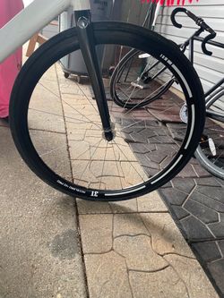 Lmk 3t wheelset    throw me a offer