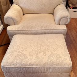 Lexington Oversized Chair And Ottoman 