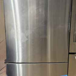 *Brand New* GE Bottom Freezer Refrigerator - Delivery Available