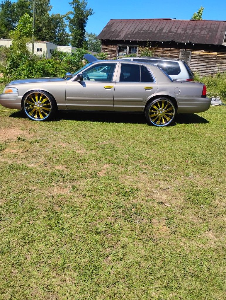 2006 Ford Crown Victoria