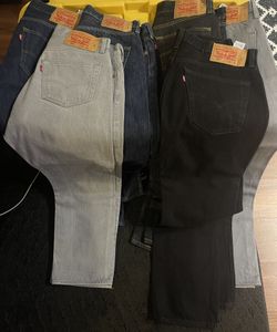 Men’s Levi Jeans