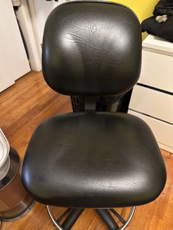 Black Drafting Stool