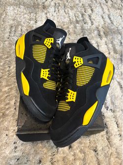 Jordan 4 Thunder Size 13 100% Authentic