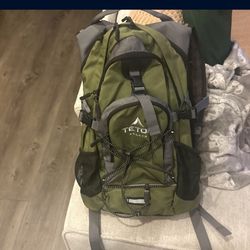 Hiking Backpack 🥾