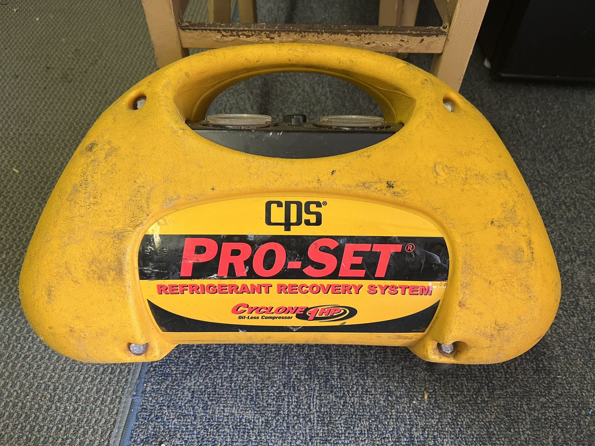CPS Products CR700 Oil-Less Refrigerant Recovery Machine