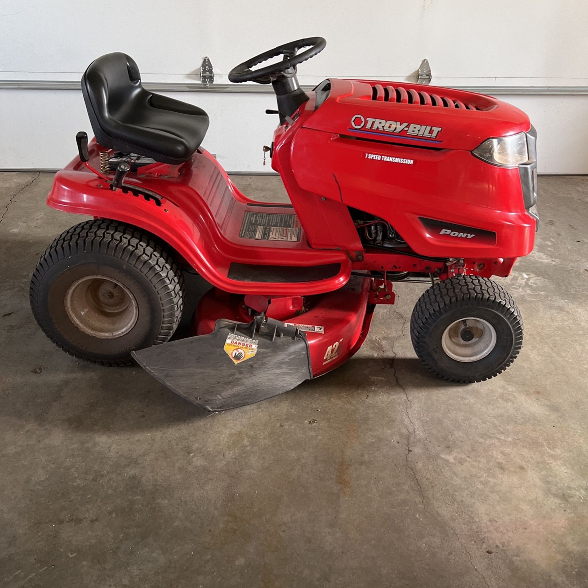 Troy-Bilt Pony Lawn Tractor