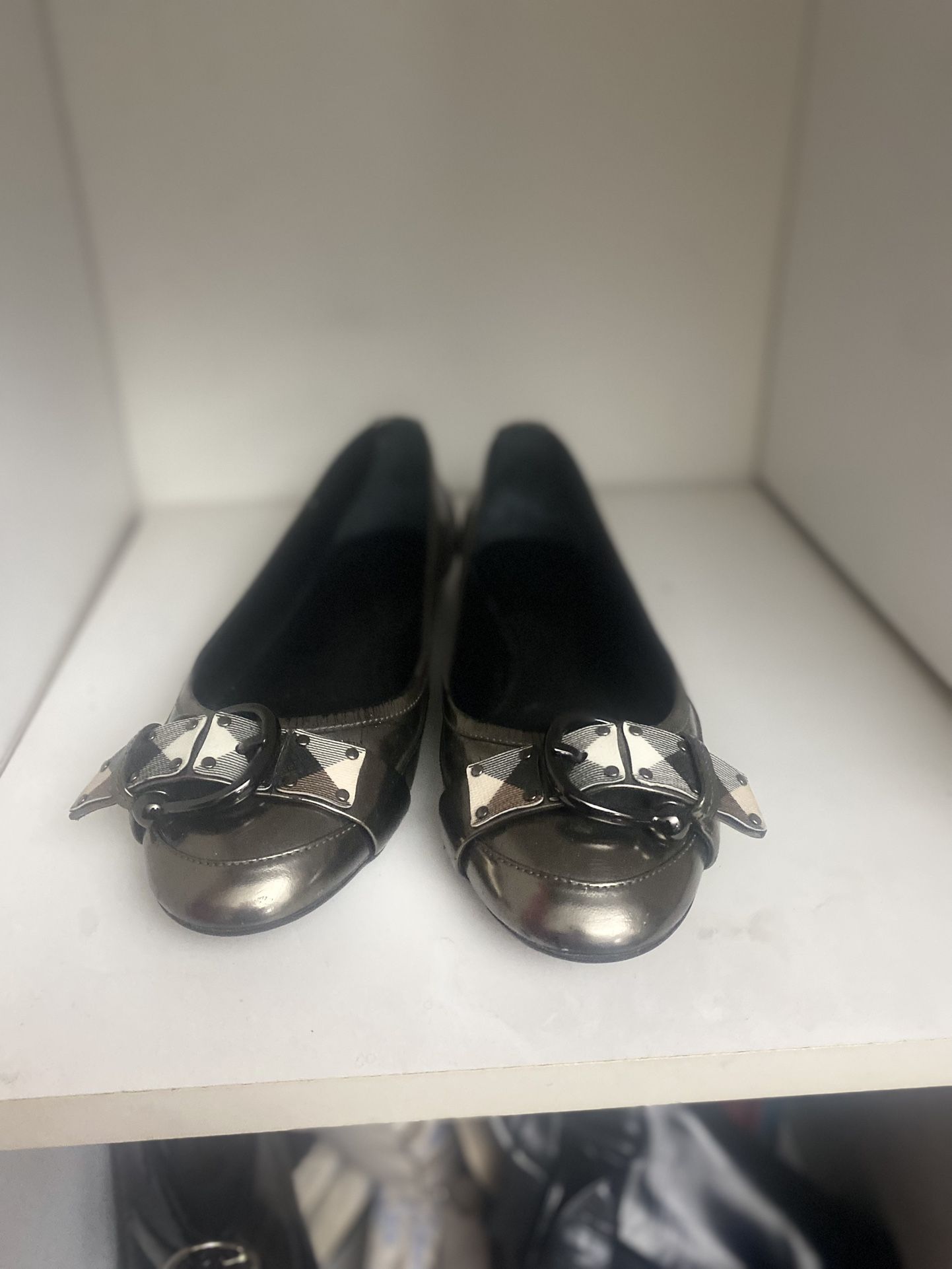 Women's Size 10 Burberry Ballet Flats (pewter) With Iconic Plaid Buckle