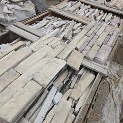 STONE VENEER $500 EACH PALLET (100 SQUARE FEET PER PALLET)