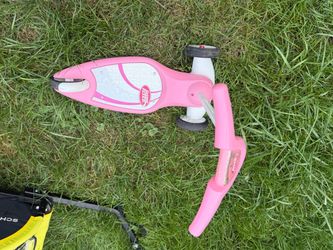 Pink Radio Flyer Scooter