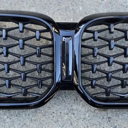 2022 2023  BMW X3 X4  G01 BLACK FRONT BUMPER UPPER GRILL KINDEY