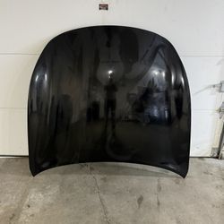 11-13 Infiniti m37 Hood 