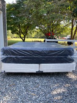 DreamCloud Ultra Hybrid King Mattress