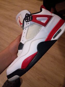 Jordan 4s