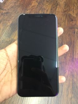 iPhone X 64GB Factory Unlocked Excellent Condition, Free Charger And 30 Days Store Warranty