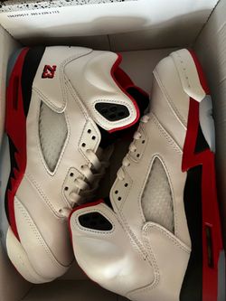 Jordan 5s Fire Reds Size 7Y