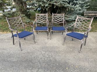 Set of 4 Outdoor Patio Cast Aluminum Stackable Dining Chairs with Cushions