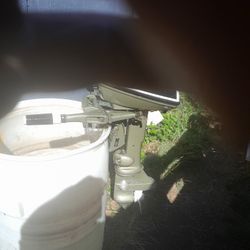 6 Hoarse Johnson Siting Fo A Long Time 150$ 