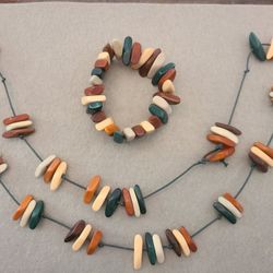 Necklace and bracelet bundle