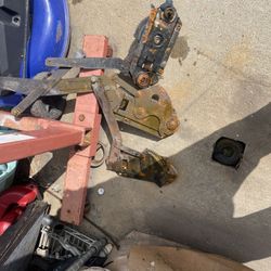 1955 To 57 Window Cranks Two Rear And One Front Hardtop