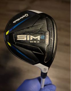 TaylorMade SIM2 Max Women's 5 Fairway Wood 18 Deg Graphite Ladies RH with matching head cover $80