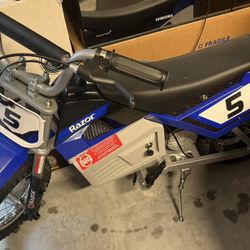 Electric Dirt Bike (Kids)