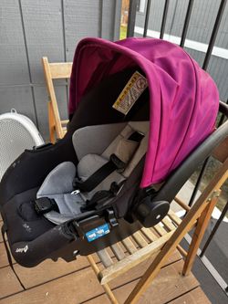 Infant Car seat