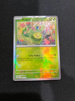 Budew - Poke Ball