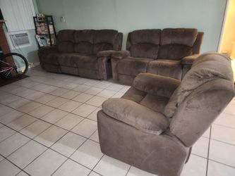 3 Piece Recliner Couch Set - Expresso Coffee Brown (Pickup Only)