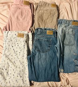 Abercrombie kid baggy    jeans
