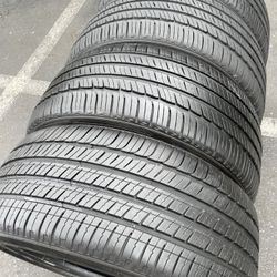 245/40/R19 Michelin