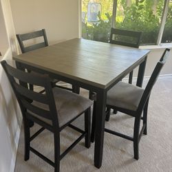 Modern High-Rise Solid Wood Table Ser