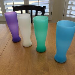 Frosted plastic glasses set of 4