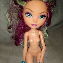 Madeline Ever After High Doll