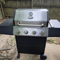 4-Burner Grill (w/ cover and propane)