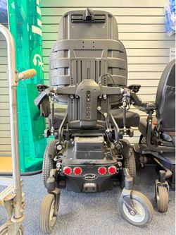 Permobil M300 HD Power Wheelchair – For Parts or Repair