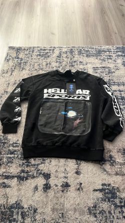 Hellstar sports 96 crewneck, black. Size small