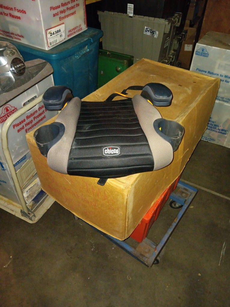 Chicco Childs Booster Seat