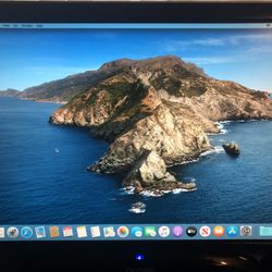 Mac Mini MacOS Catalina With Bluetooth Keyboard Wireless Mouse !