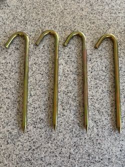 Stakes / Estacas
