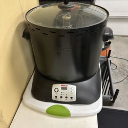 Nesco Cooker