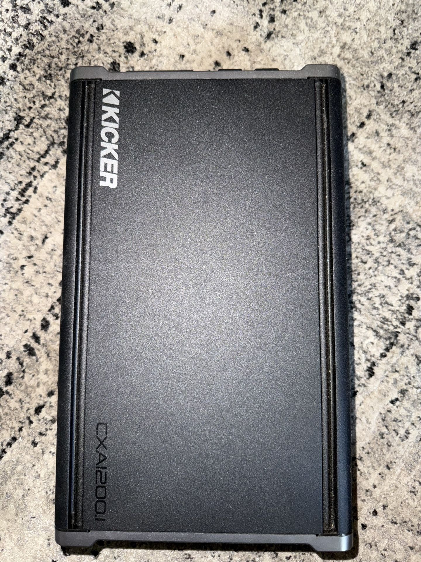 Kicker CXA1200.1 Amp