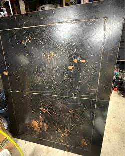 Free Ashley Dining table