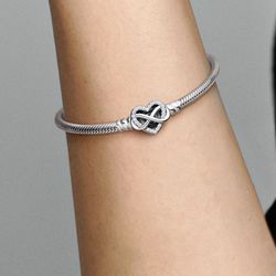 PANDORA MOMENTS SPARKLING INFINITY HEART CLASP New  100% authentic
