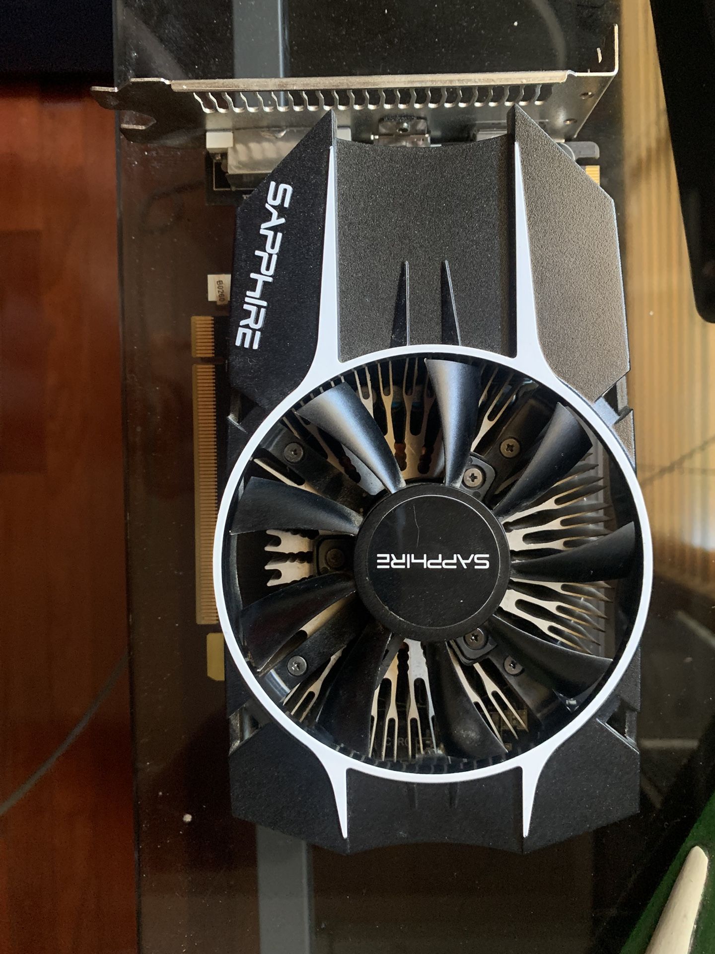 Sapphire R7 260x 2gb Card