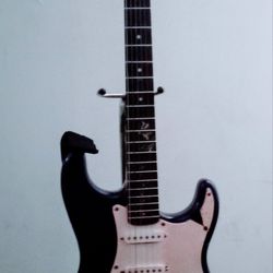 Fender Squire Strat